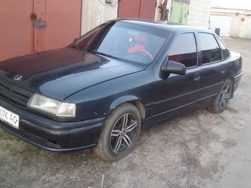 Авто Opel Vectra 1990 № 8571362