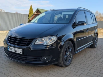 Авто Volkswagen Touran 2008 № 8571721