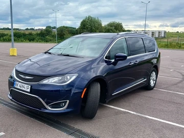 Авто Chrysler Pacifica 2018 № 8572275