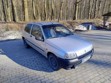 Авто Renault Clio 1991 № 8572350