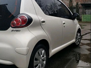 Авто Toyota Aygo 2012 № 8572469