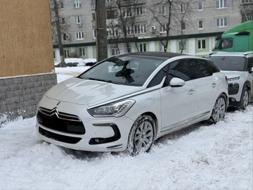 Авто Citroen Ds5 2012 № 8572472