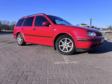 Авто Volkswagen Golf 2004 № 8572737