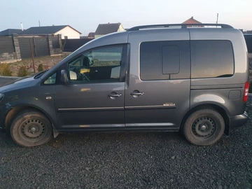 Авто Volkswagen Caddy 2011 № 8572787