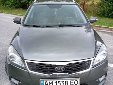 Авто KIA Cee X27 D 2010 № 8572797