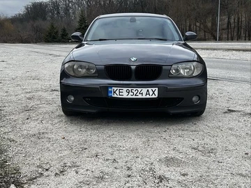 Авто BMW 1 Серия 2004 № 8573005