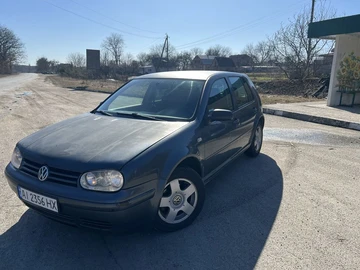Авто Volkswagen Golf 1999 № 8573308