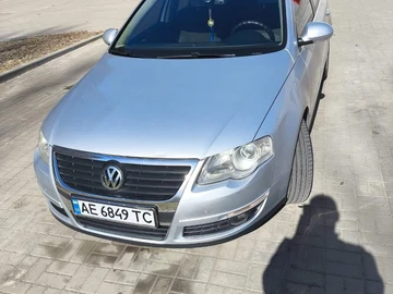Авто Volkswagen Passat Sedan 2005 № 8573558