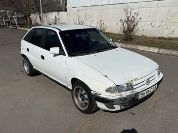 Авто Opel Astra 1992 № 8573588