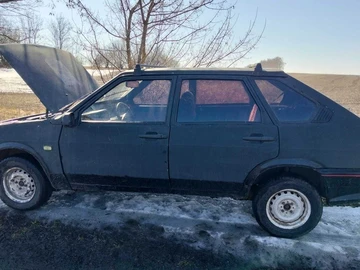 Авто ВАЗ 2109 1991 № 8573785