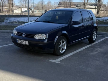Авто Volkswagen Golf 2000 № 8573823