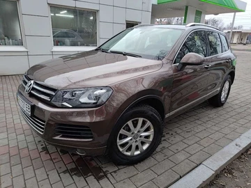Авто Volkswagen Touareg 2013 № 8574143