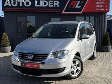 Авто Volkswagen Touran 2009 № 8574382