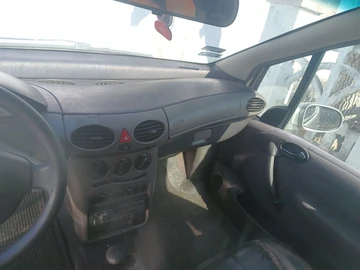 Авто Mercedes A Серия 1998 № 8574415
