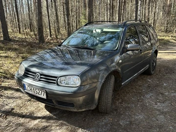 Авто Volkswagen Golf 2000 № 8574432