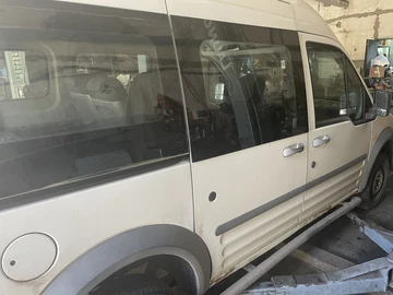 Авто Ford Tourneo Connect 2005 № 8574445