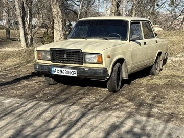 Авто ВАЗ 2107 1995 № 8574463