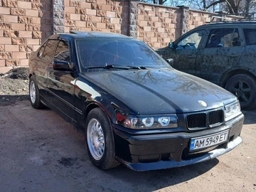 Авто BMW 3 Серия 1992 № 8574733