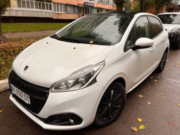 Авто Peugeot 208 2015 № 8575051