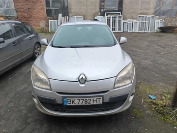 Авто Renault 4 2009 № 8575089