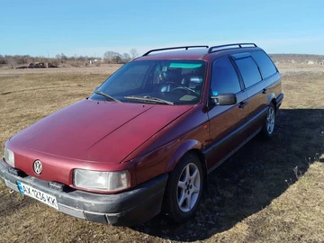 Авто Volkswagen Passat Variant 1992 № 8575319