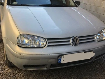 Авто Volkswagen Golf 1999 № 8575324