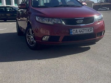 Авто KIA Cerato Forte  2010 № 8575328