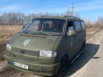 Авто Volkswagen Transporter 1993 № 8575630