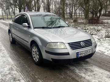Авто Volkswagen Passat Sedan 2001 № 8575642
