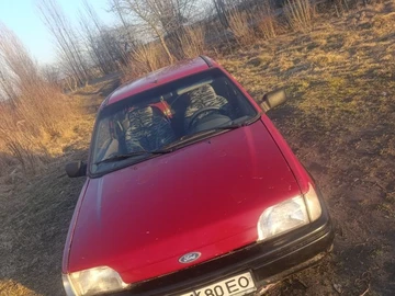 Авто Ford Fiesta 1992 № 8575718