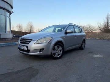 Авто KIA Cee X27 D 2008 № 8575997