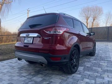 Авто Ford Escape 2014 № 8576039