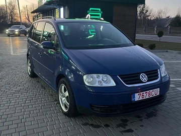 Авто Volkswagen Touran 2006 № 8576069