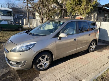 Авто Renault Grand Scenic 2013 № 8576093