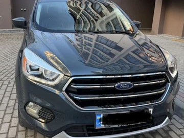 Авто Ford Escape 2019 № 8576290