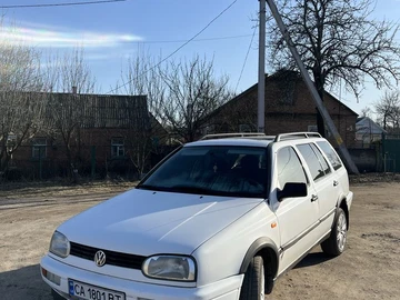 Авто Volkswagen Golf 1996 № 8576478