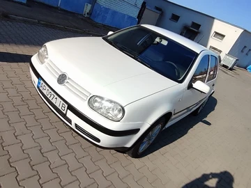 Авто Volkswagen Golf 2000 № 8576487