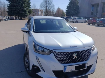Авто Peugeot 2008 2020 № 8576524