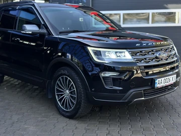 Авто Ford Explorer 2018 № 8576531