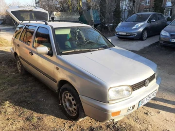 Авто Volkswagen Golf 1997 № 8576533