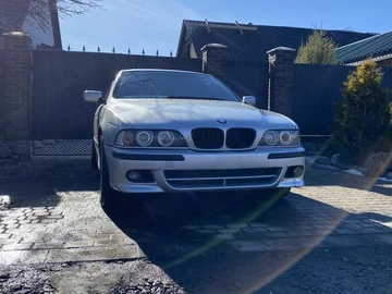 Авто BMW 5 Серия 2002 № 8576939