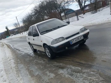 Авто Suzuki Swift 1996 № 8576945