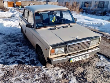 Авто ВАЗ 2107 1989 № 8577056