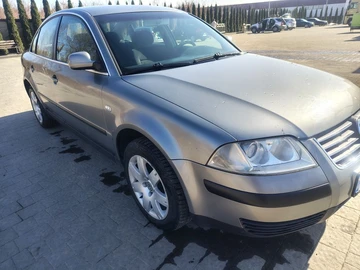 Авто Volkswagen Passat Variant 2002 № 8577064