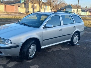 Авто Skoda Octavia 2002 № 8577129