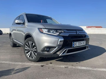 Авто Mitsubishi Outlander 2020 № 8577195