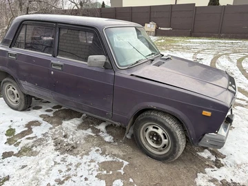 Авто ВАЗ 2107 1990 № 8577212