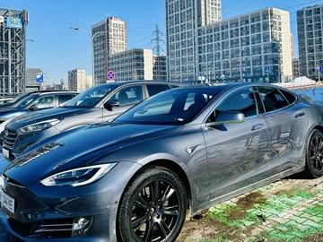 Авто Tesla Model S 2020 № 8577534