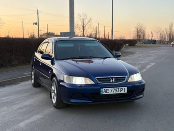 Авто Honda Accord 2001 № 8577574