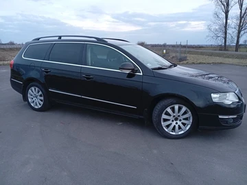 Авто Volkswagen Passat Variant 2010 № 8577609